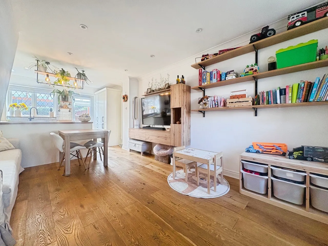 Weywood Close, Farnham, Surrey, GU9 9TD, photo 10