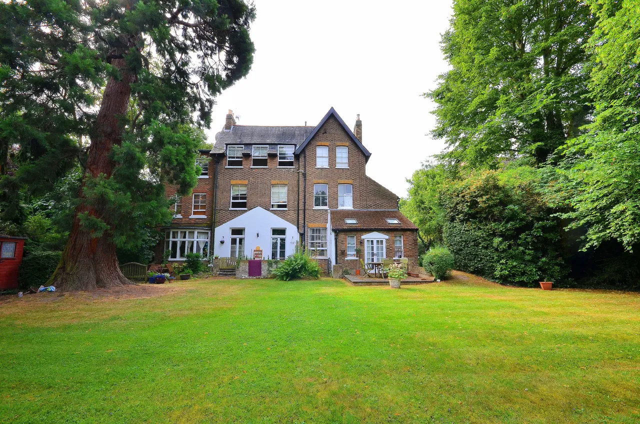Worcester Park, KT4, photo 5