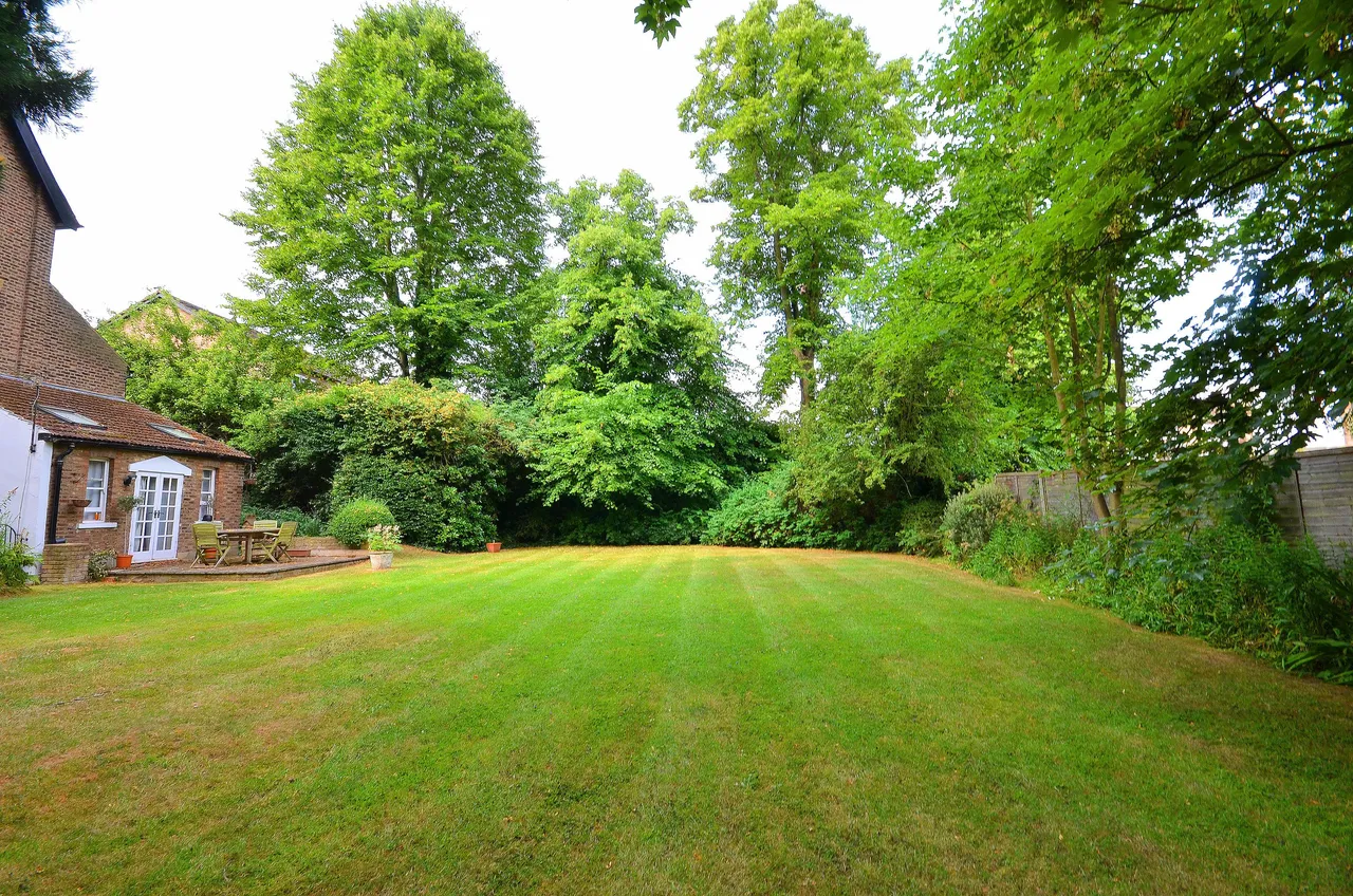 Worcester Park, KT4, photo 12