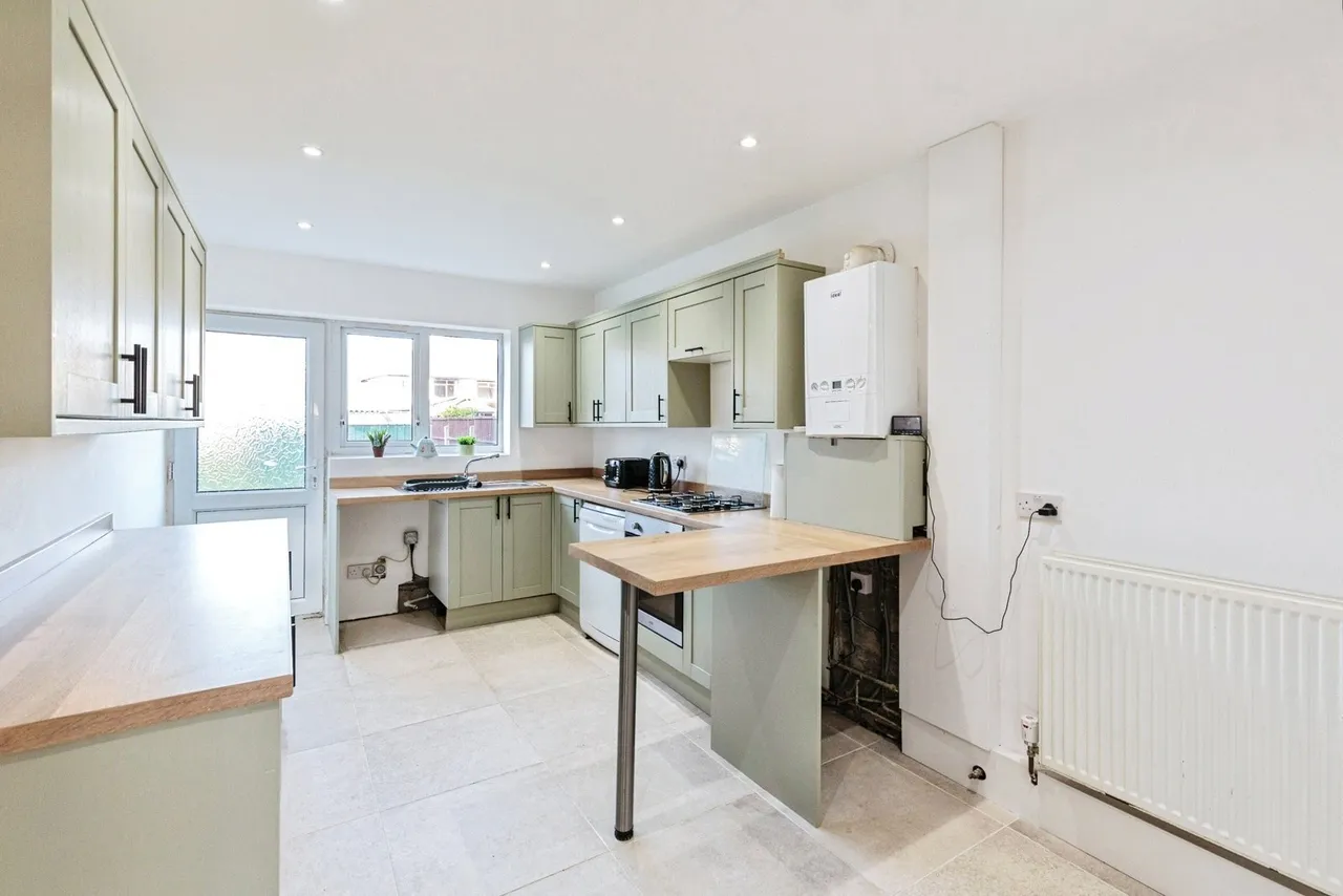 Broadway, Thornton-Cleveleys, FY5, photo 8