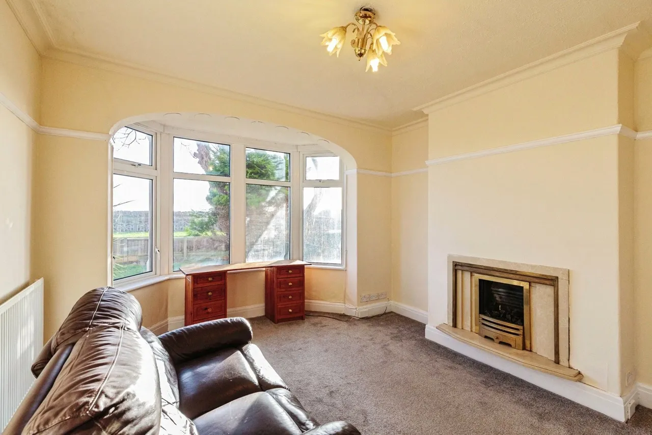 Broadway, Thornton-Cleveleys, FY5, photo 3
