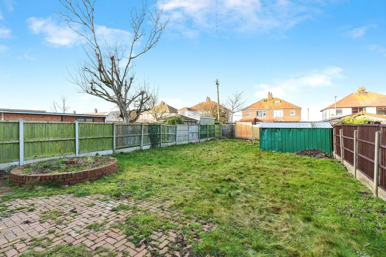Broadway, Thornton-Cleveleys, FY5, photo 18