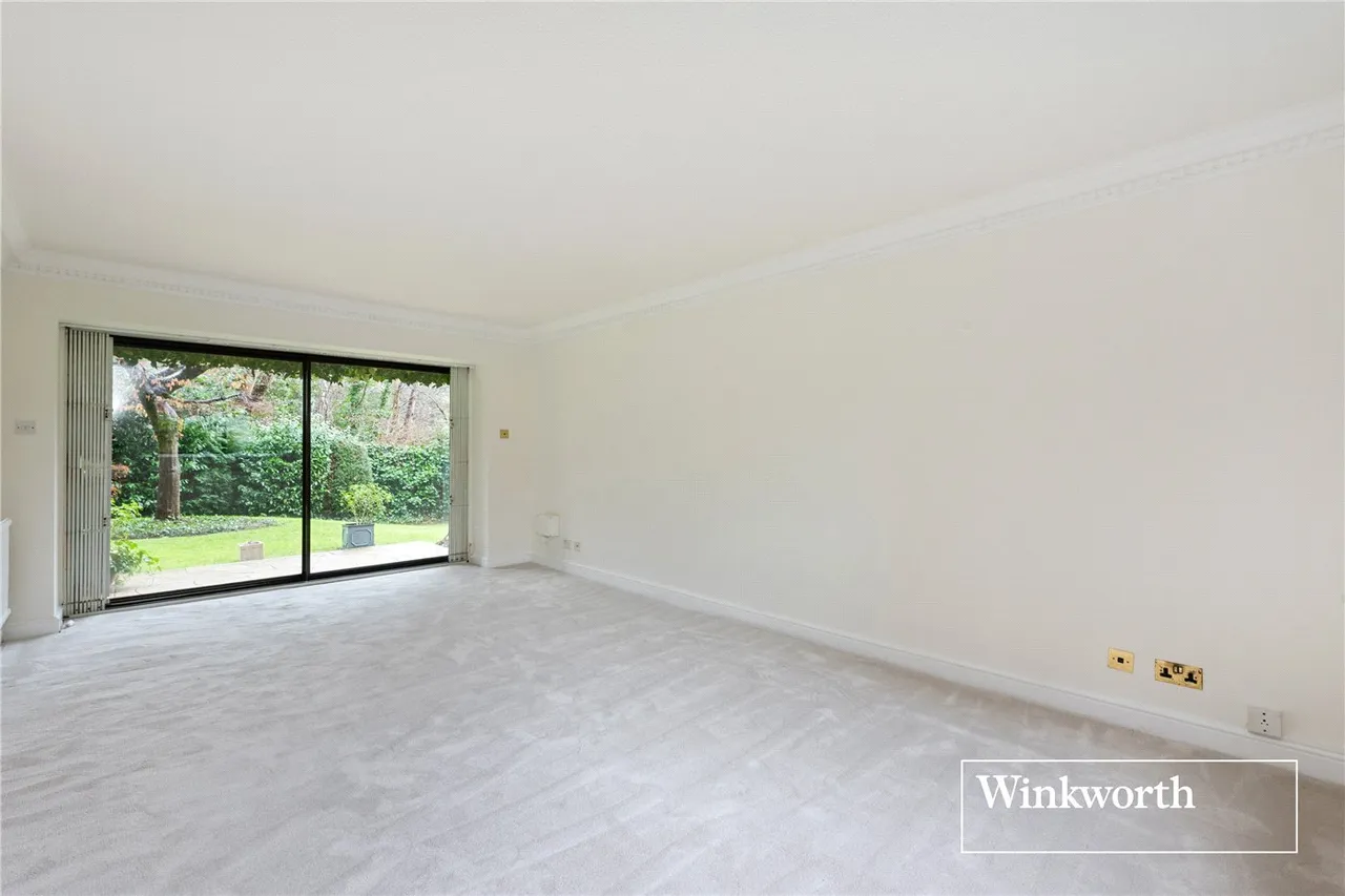 Spencer Close, Finchley, London, N3, photo 11