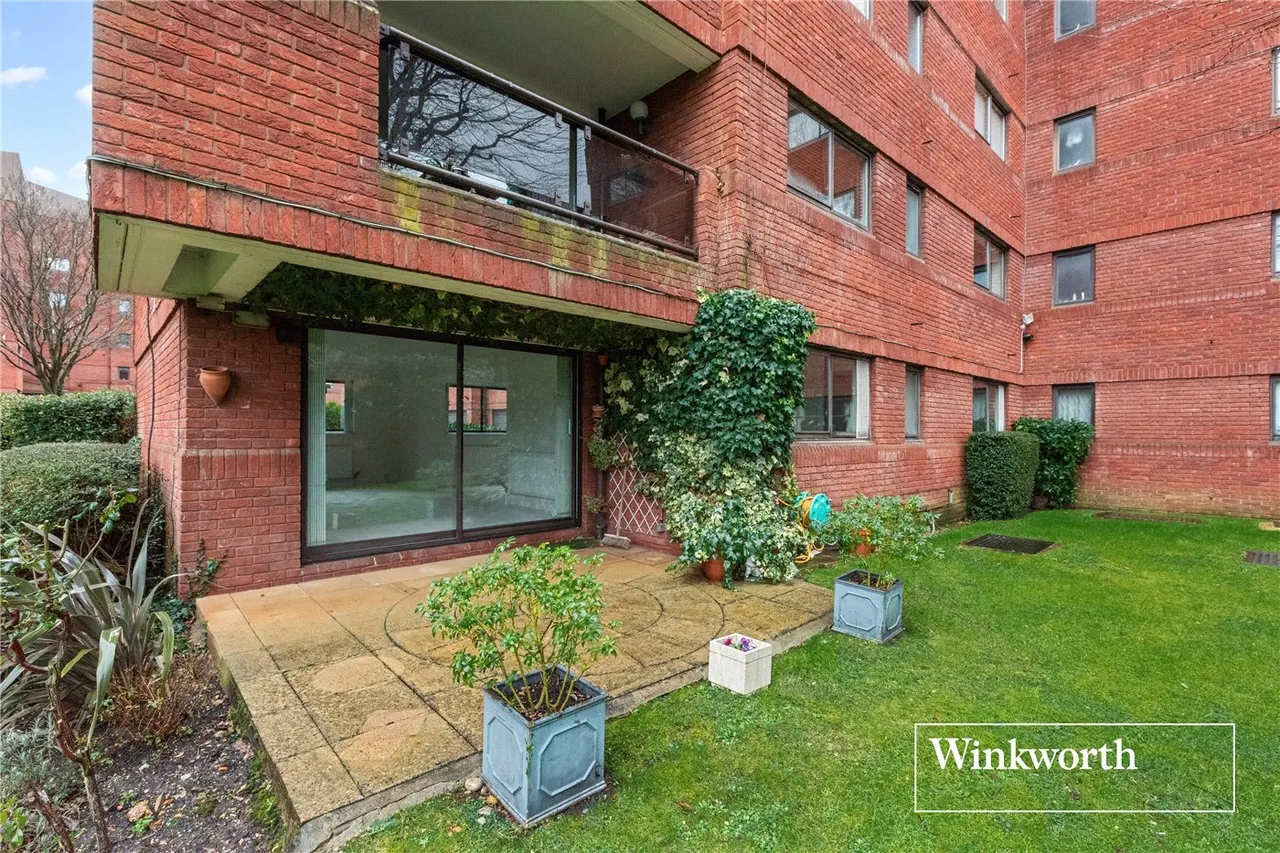 Spencer Close, Finchley, London, N3, photo 10