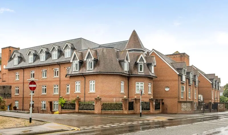 Leret Way, Royal Swan Quarter Leret Way, KT22, photo 17
