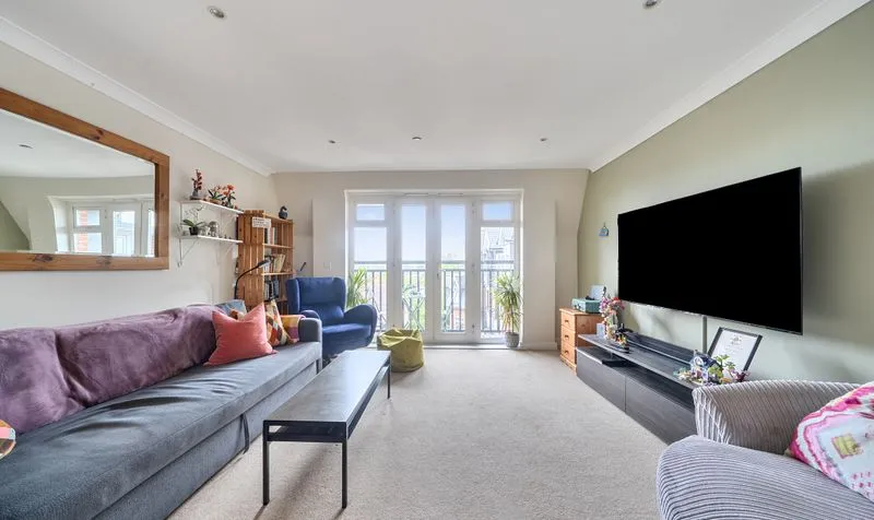 2 bed flat for sale — Leret Way, Royal Swan Quarter Leret Way, KT22