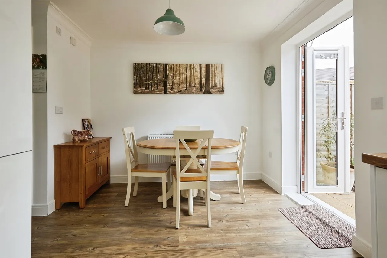 Anglers Road, Gillingham, SP8, photo 2