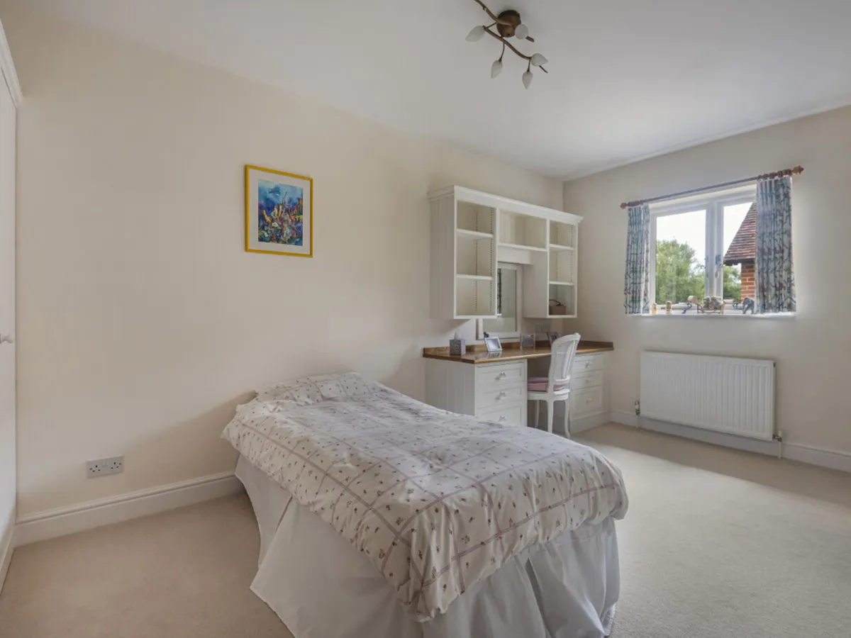 Smewins Road, Maidenhead, SL6, photo 14