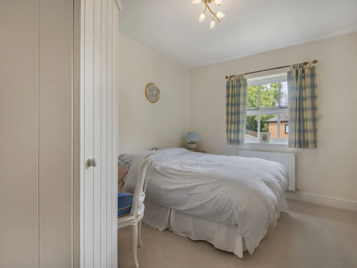 Smewins Road, Maidenhead, SL6, photo 12