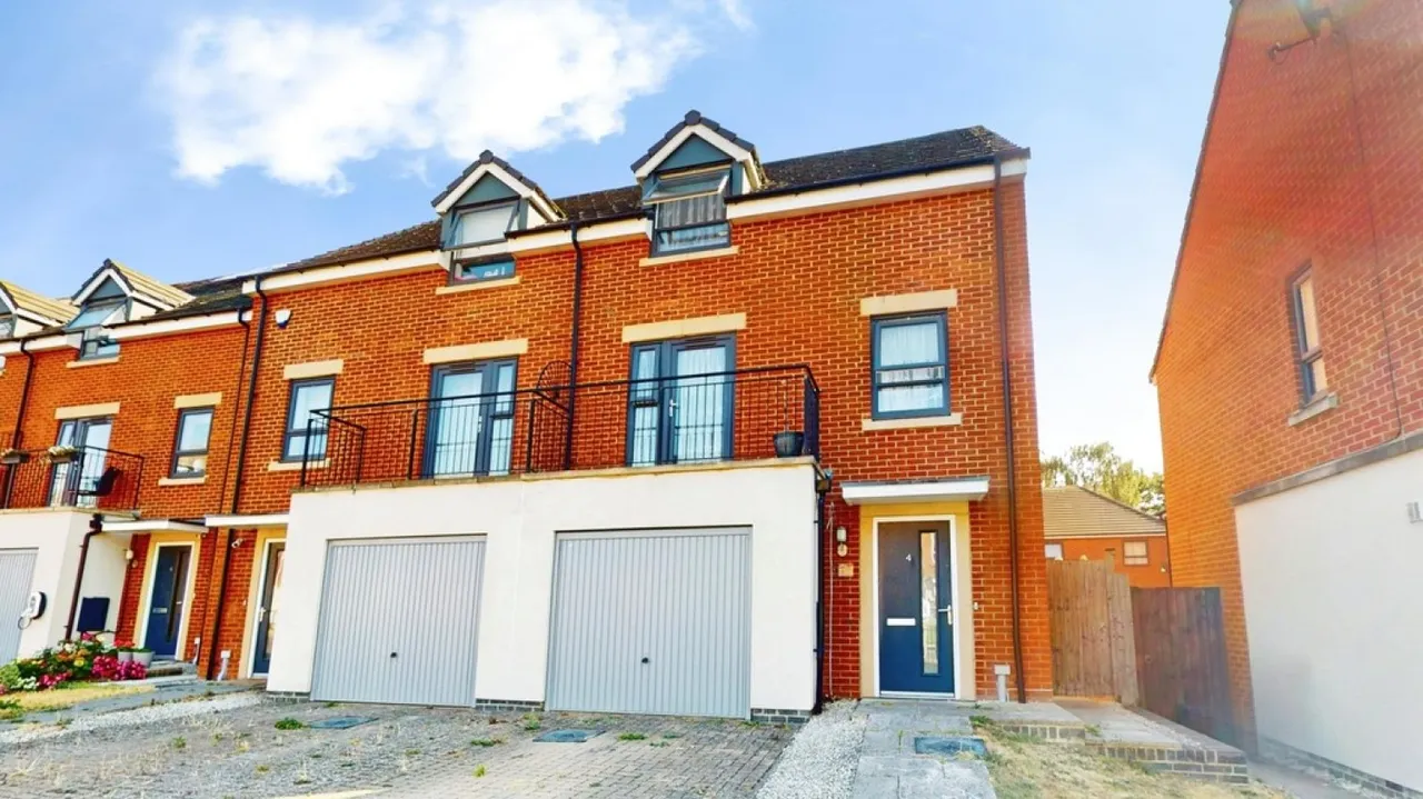 4 bed house for sale — Pilgrove Way, Cheltenham, Gloucestershire