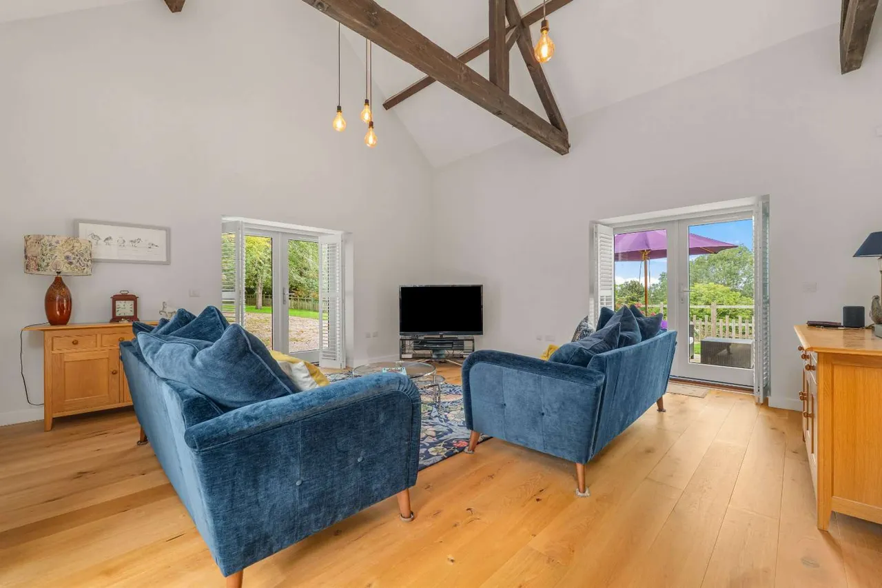 Hall Lane, Harrowby, NG31, photo 29