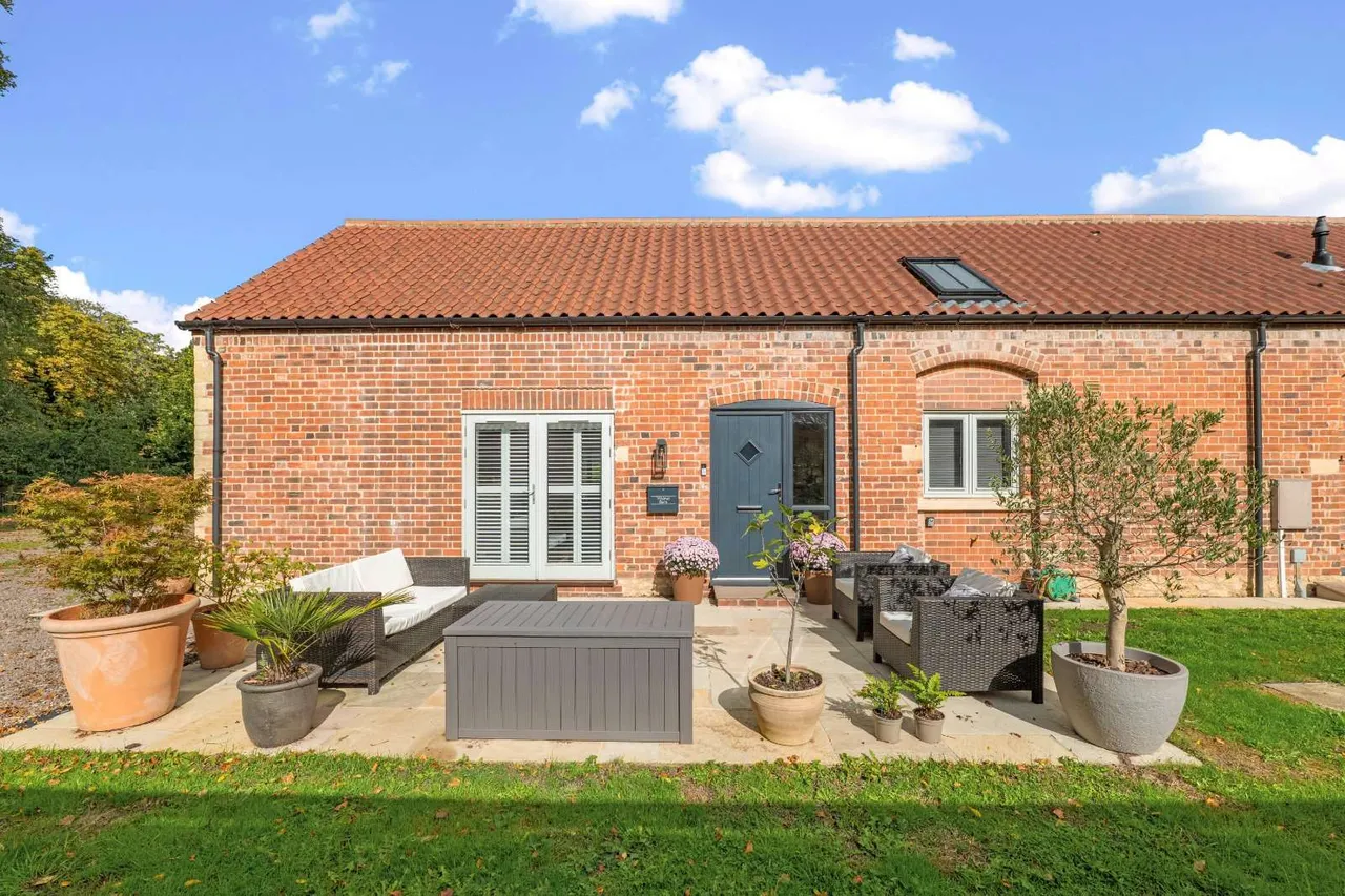 Hall Lane, Harrowby, NG31, photo 3