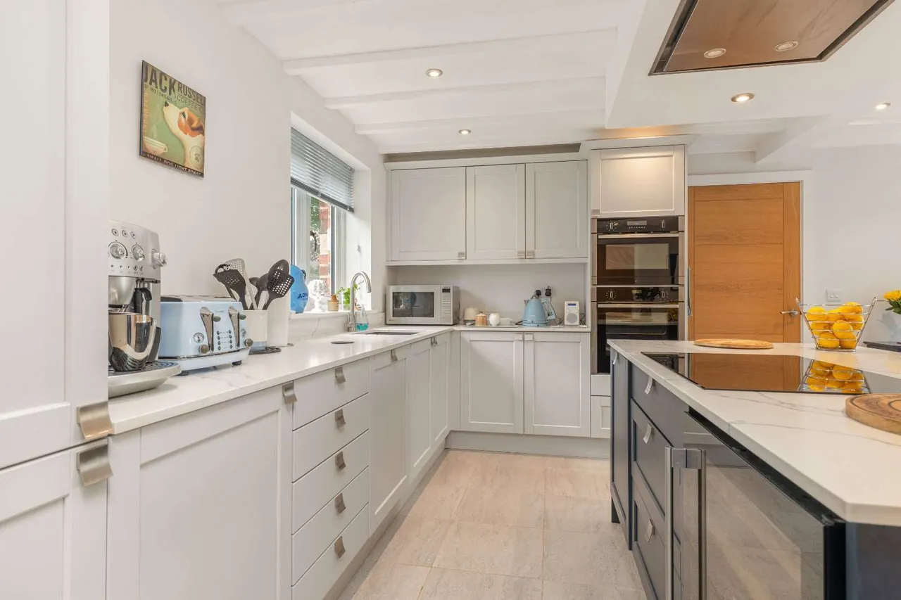 Hall Lane, Harrowby, NG31, photo 9