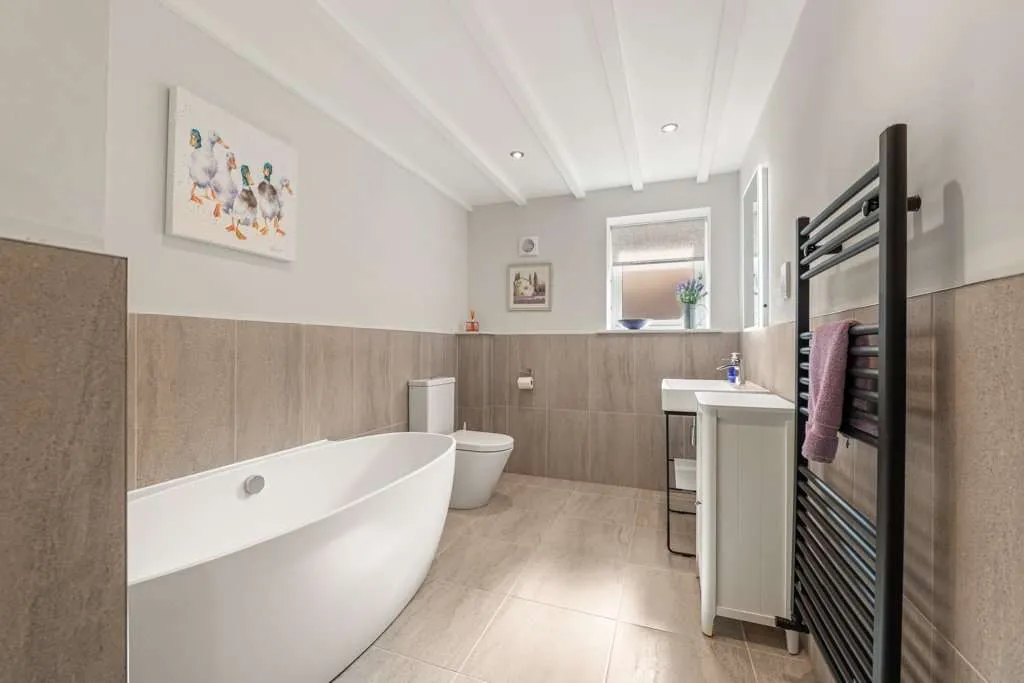 Hall Lane, Harrowby, NG31, photo 18