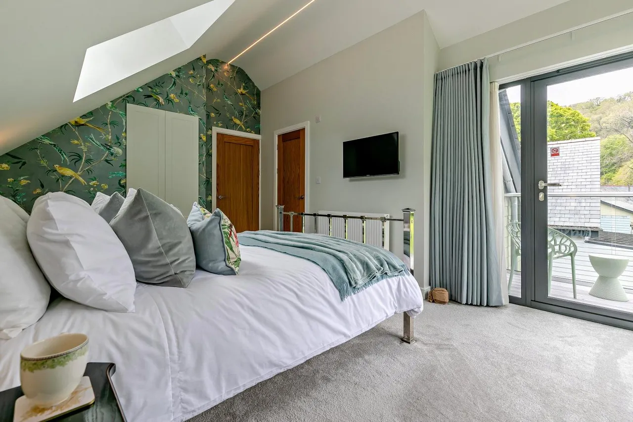 Stunning Home In An Idyllic Location, Hellandbridge, Near Wadebridge, Cornwall, PL30 4QR, photo 12
