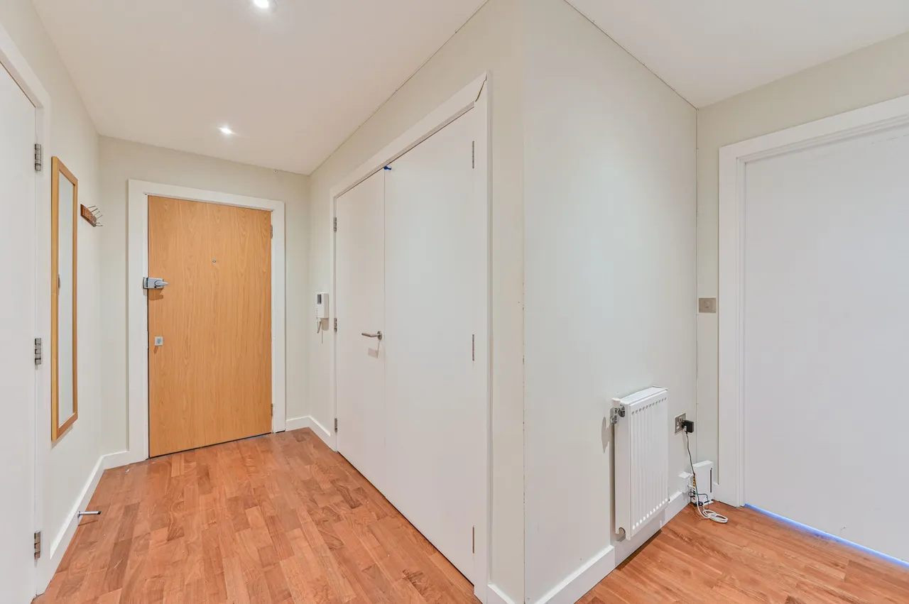 97 Knights Tower, 14 Wharf Street, London, photo 11
