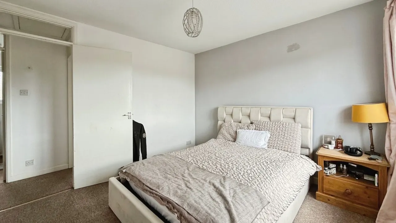Dursley Road, Trowbridge, photo 9