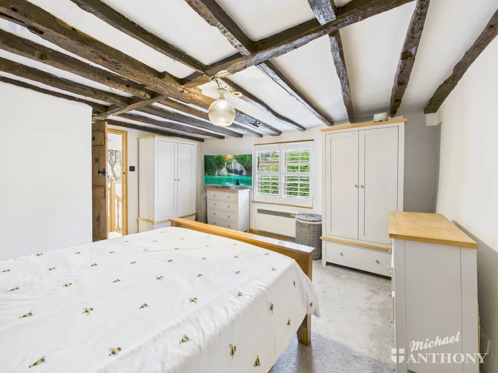 High Street, Weedon, HP22 4NW, photo 6