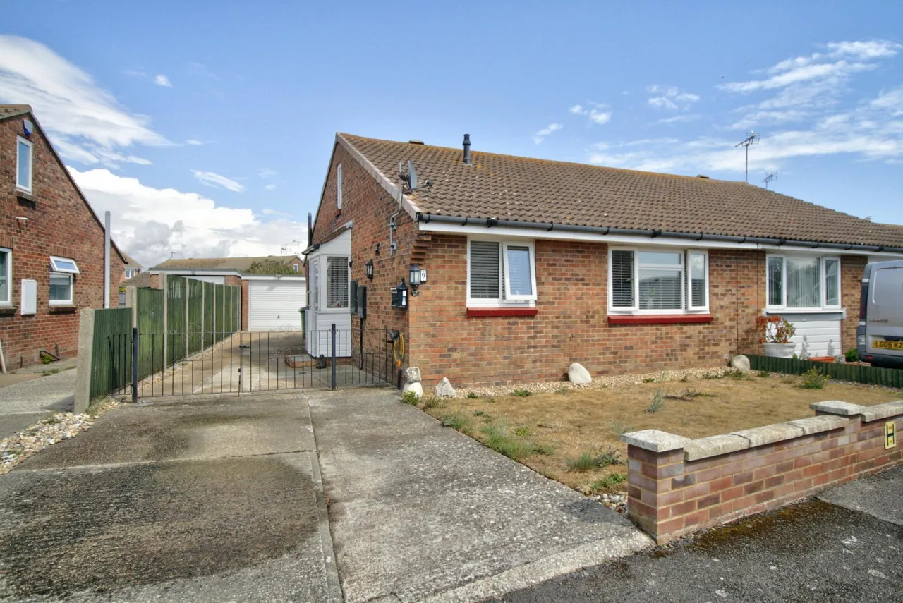 Beechwood Close, Romney Marsh, TN29, photo 15