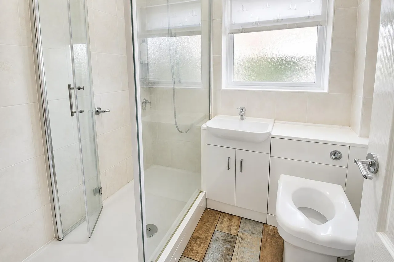 Beechwood Close, Romney Marsh, TN29, photo 10