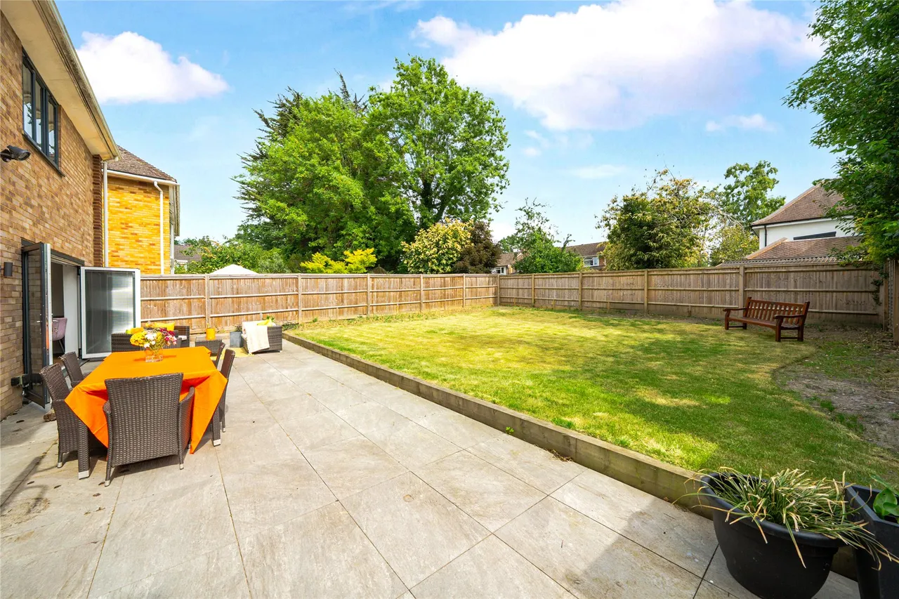 Amberley Close, Send, GU23, photo 20