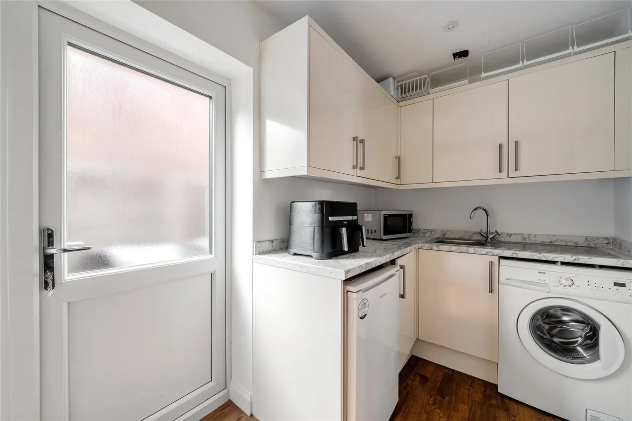 Amberley Close, Send, GU23, photo 8