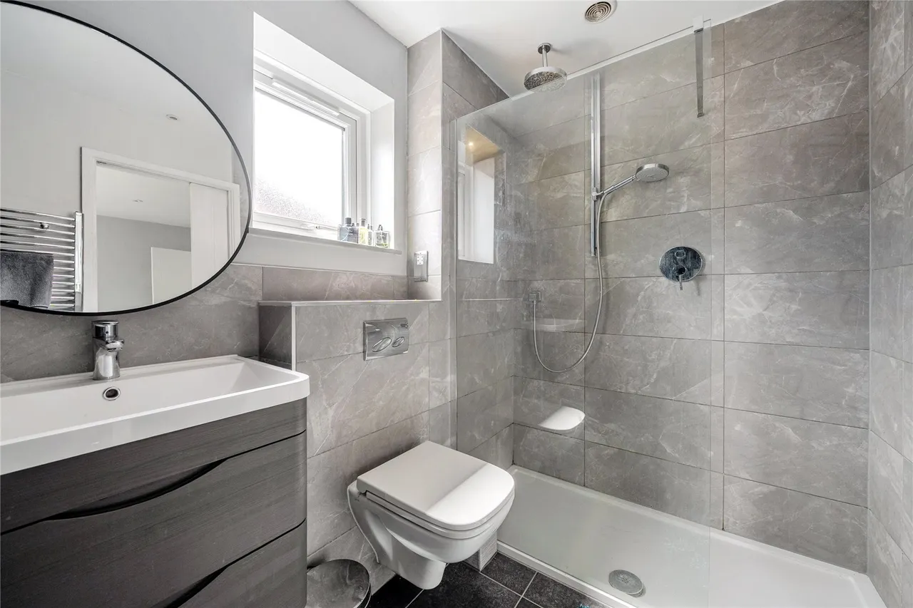 Amberley Close, Send, GU23, photo 15