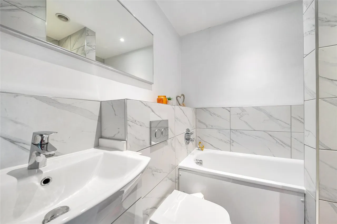 Amberley Close, Send, GU23, photo 17