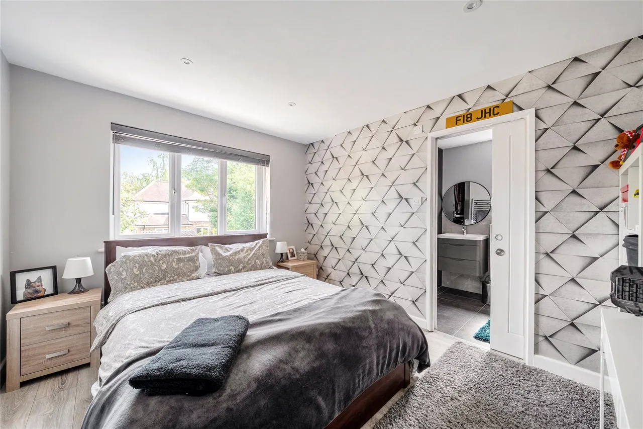 Amberley Close, Send, GU23, photo 12