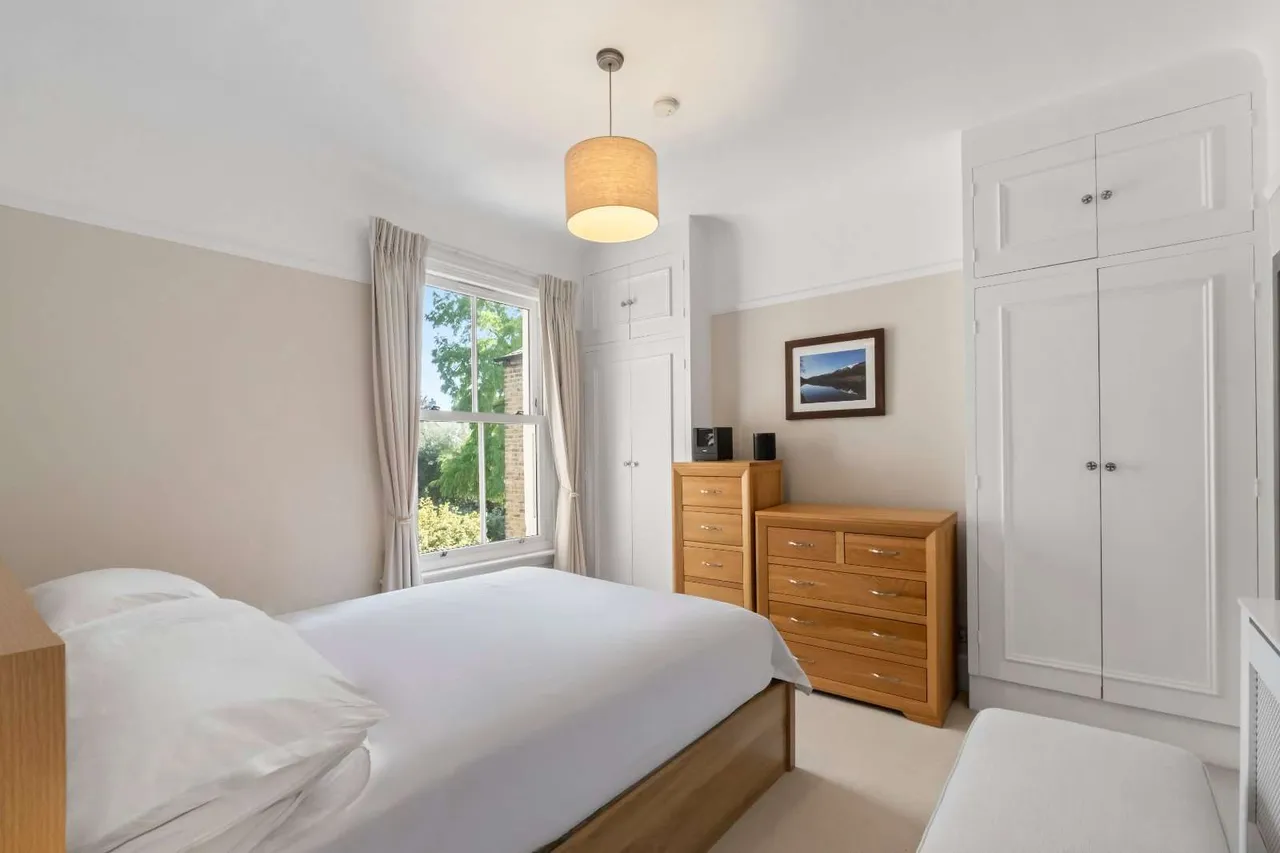 Eglantine Road, London, SW18 2DE, photo 5