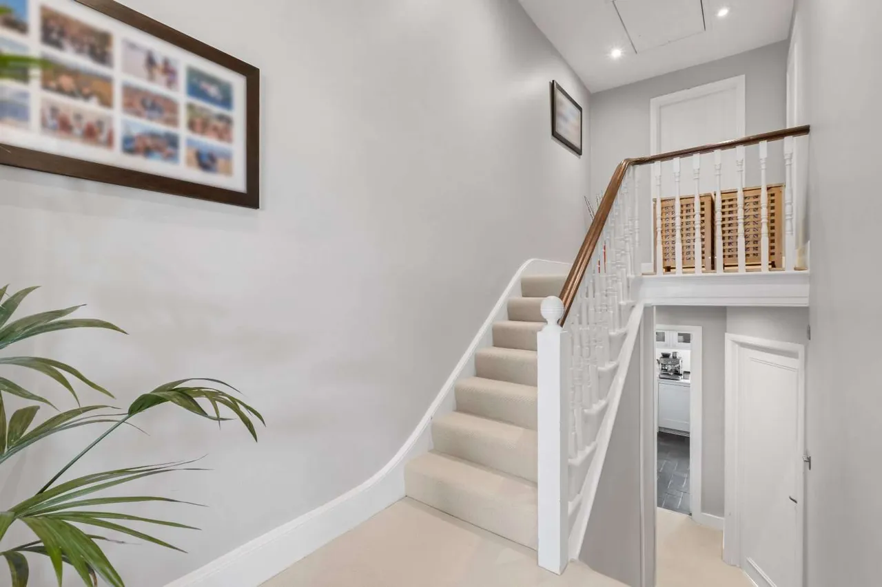 Eglantine Road, London, SW18 2DE, photo 8