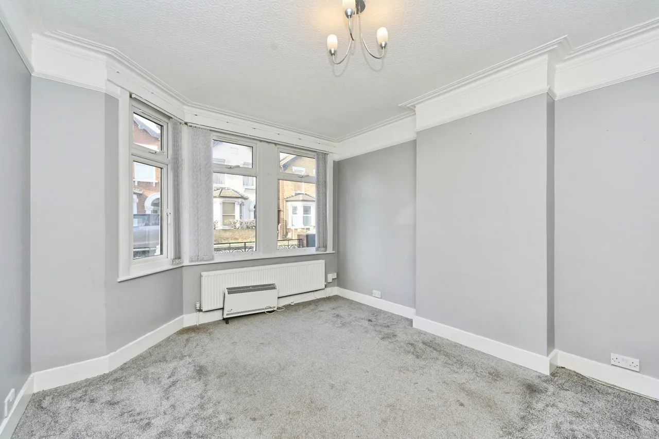 Caversham Road, Kingston upon Thames, KT1, photo 2