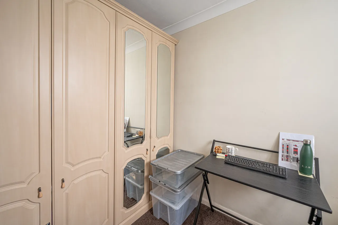 London, N14, photo 13