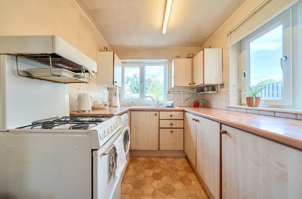 Bursdon Close, Sidcup, DA15 8AQ, photo 3