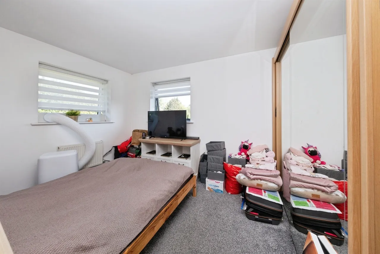 Howitt Drive, Bradville, Milton Keynes, photo 9