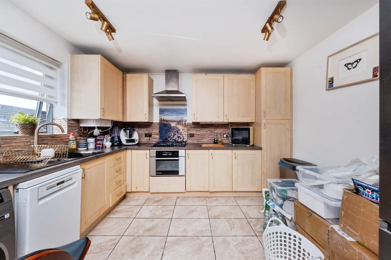 Howitt Drive, Bradville, Milton Keynes, photo 6