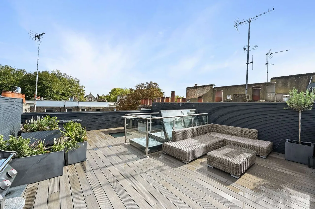 Russell Road, London, W14 8HU, photo 2