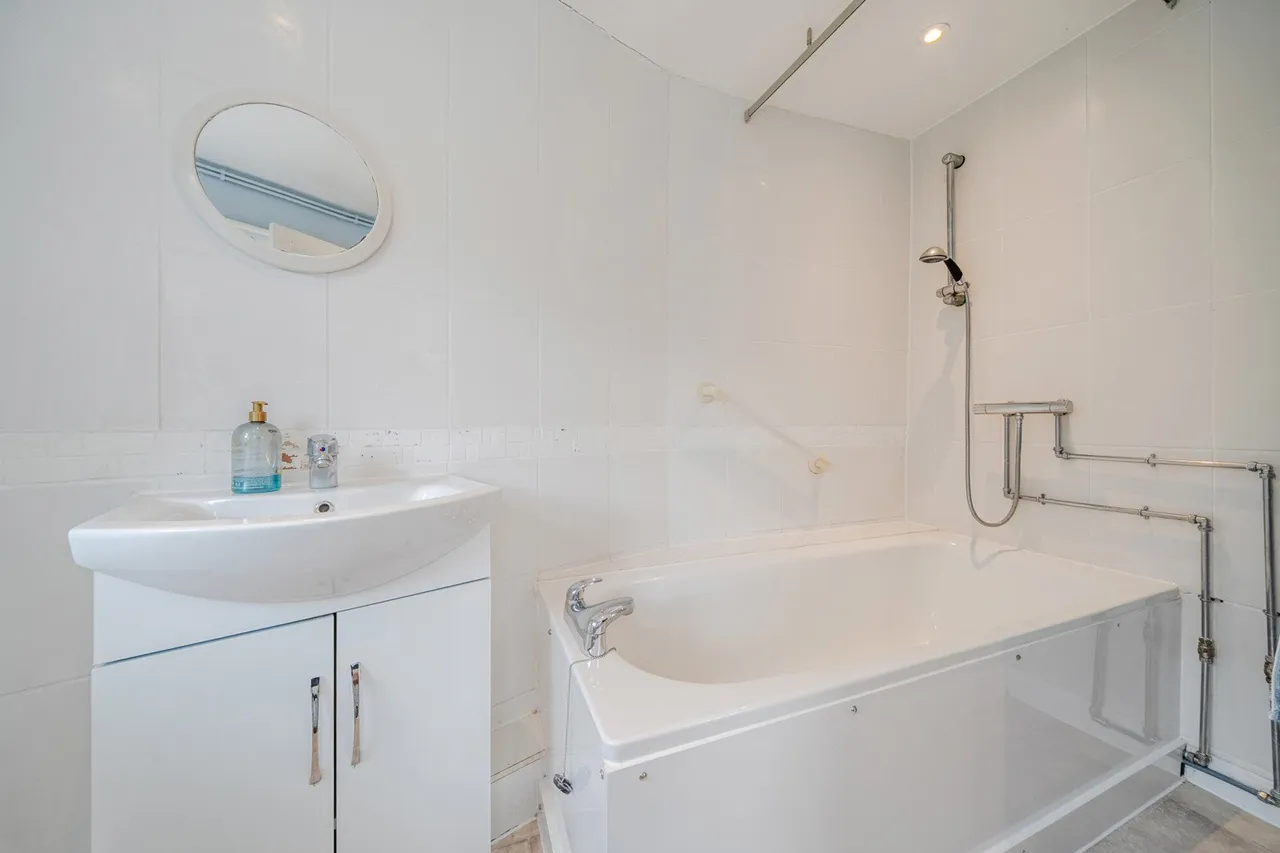 Parkdale Road, SE18, photo 19