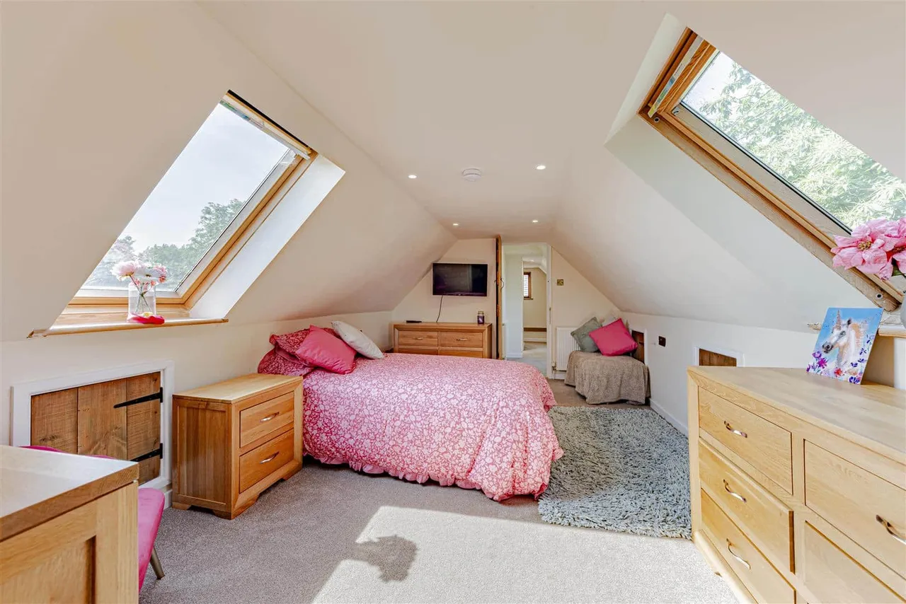Grinsell Hill, Minster, Ramsgate, Kent, CT12 5DP, photo 27