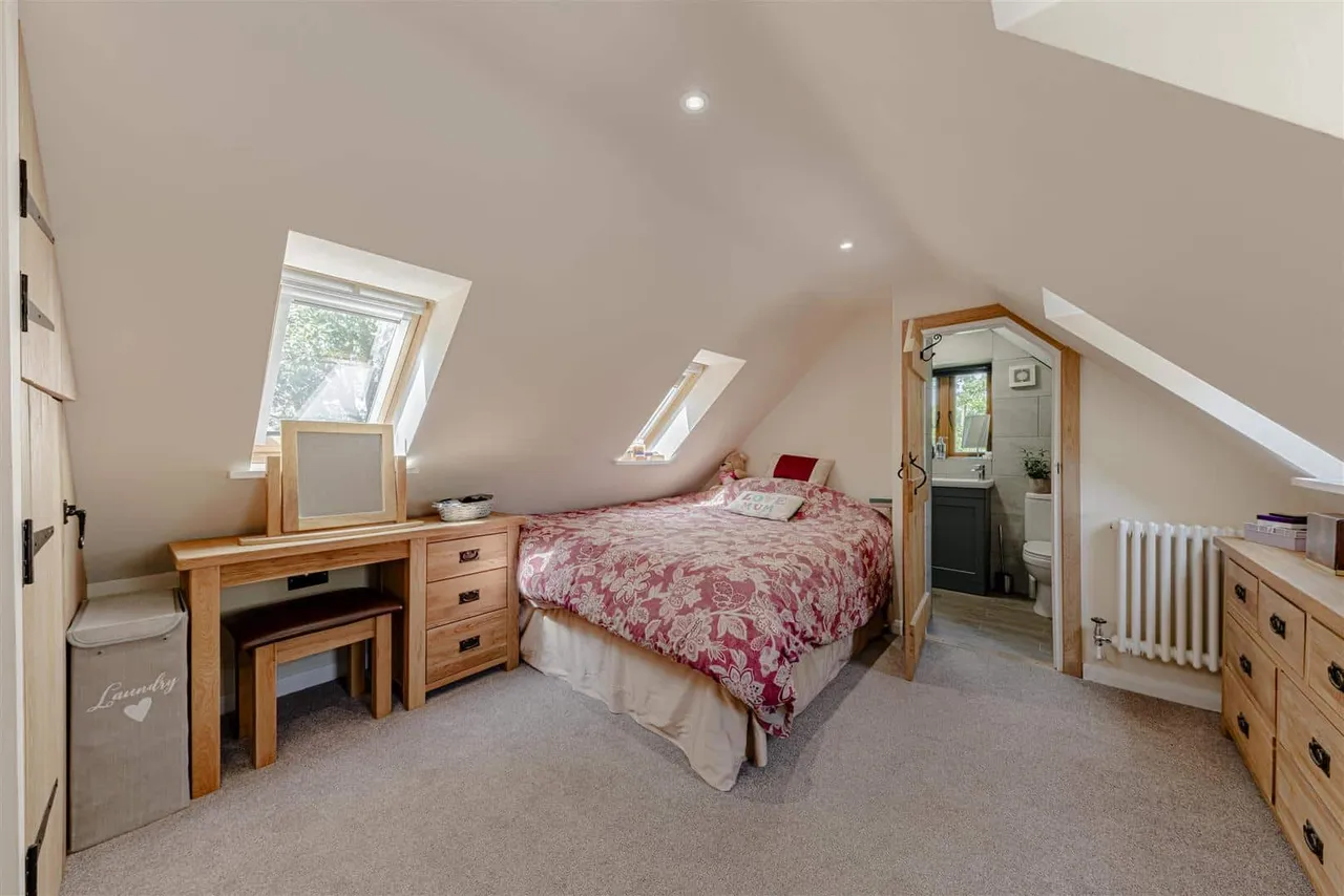 Grinsell Hill, Minster, Ramsgate, Kent, CT12 5DP, photo 32