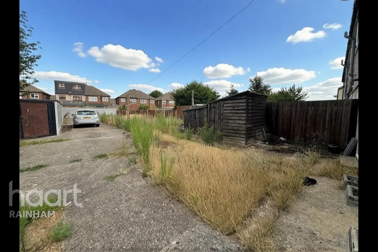 Ingrebourne Road, Rainham, RM13, photo 8