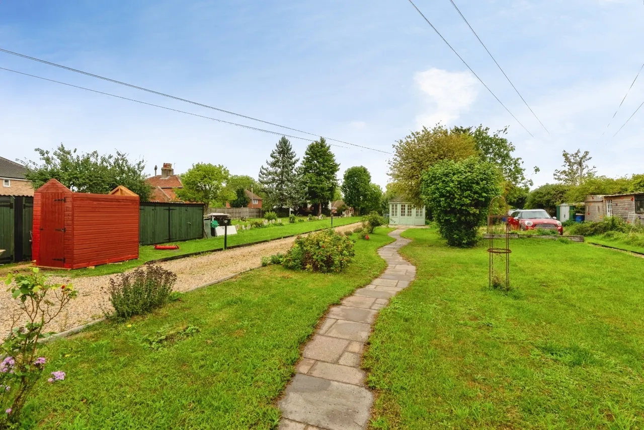 Swaffham Road, Watton, IP25, photo 3