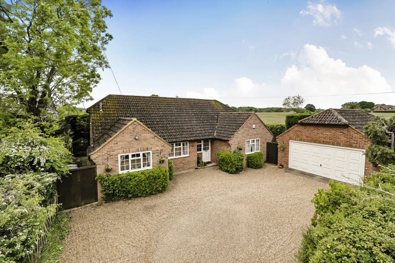 Theale Road, Burghfield, RG30, photo 12
