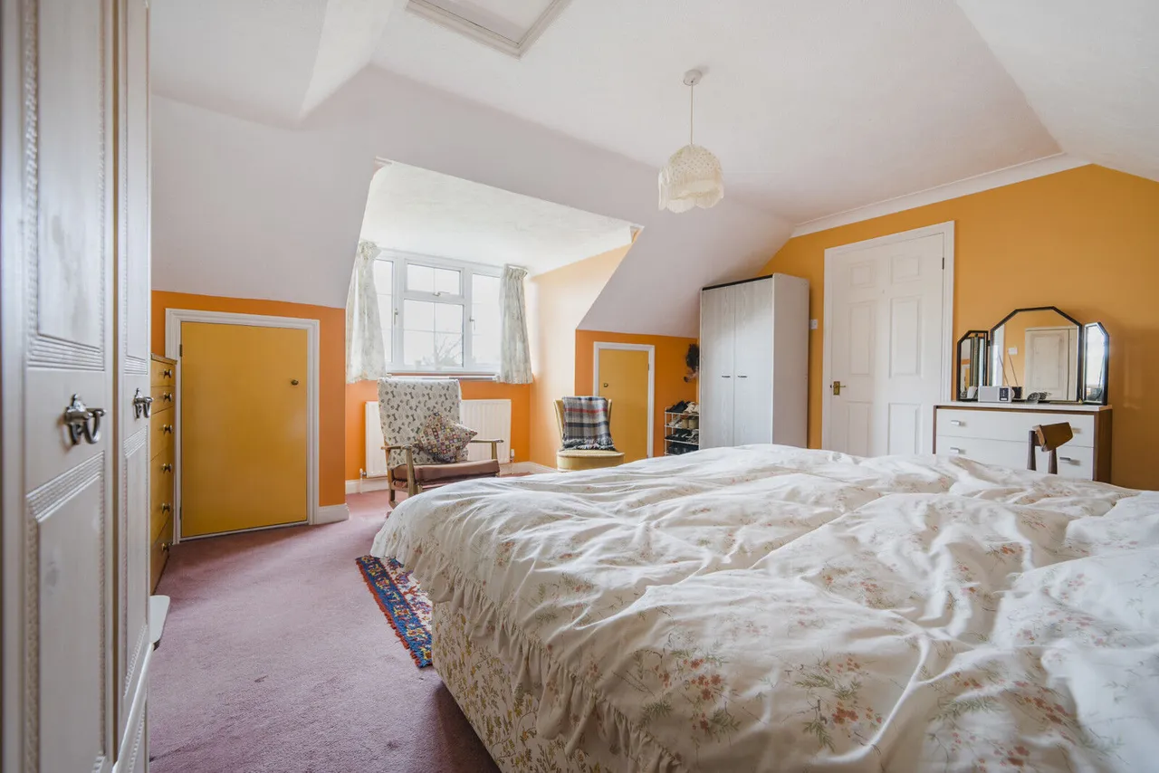Theale Road, Burghfield, RG30, photo 17