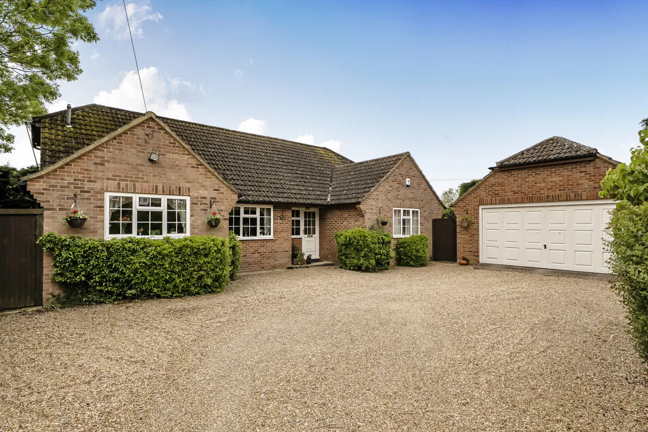 Theale Road, Burghfield, RG30, photo 25