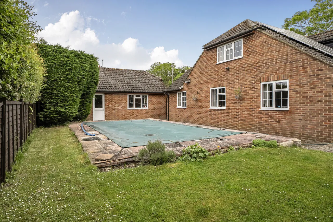 Theale Road, Burghfield, RG30, photo 24