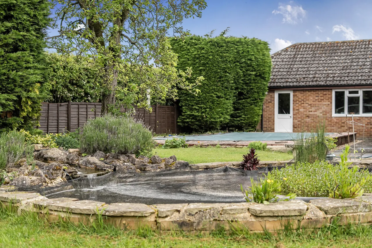 Theale Road, Burghfield, RG30, photo 36