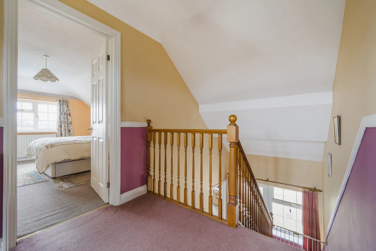 Theale Road, Burghfield, RG30, photo 19