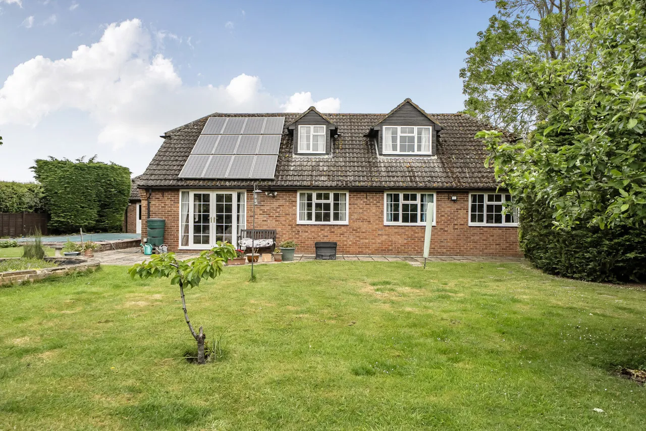 Theale Road, Burghfield, RG30, photo 31