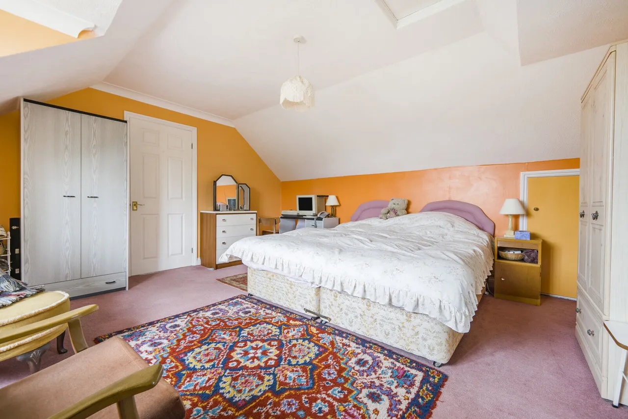 Theale Road, Burghfield, RG30, photo 14